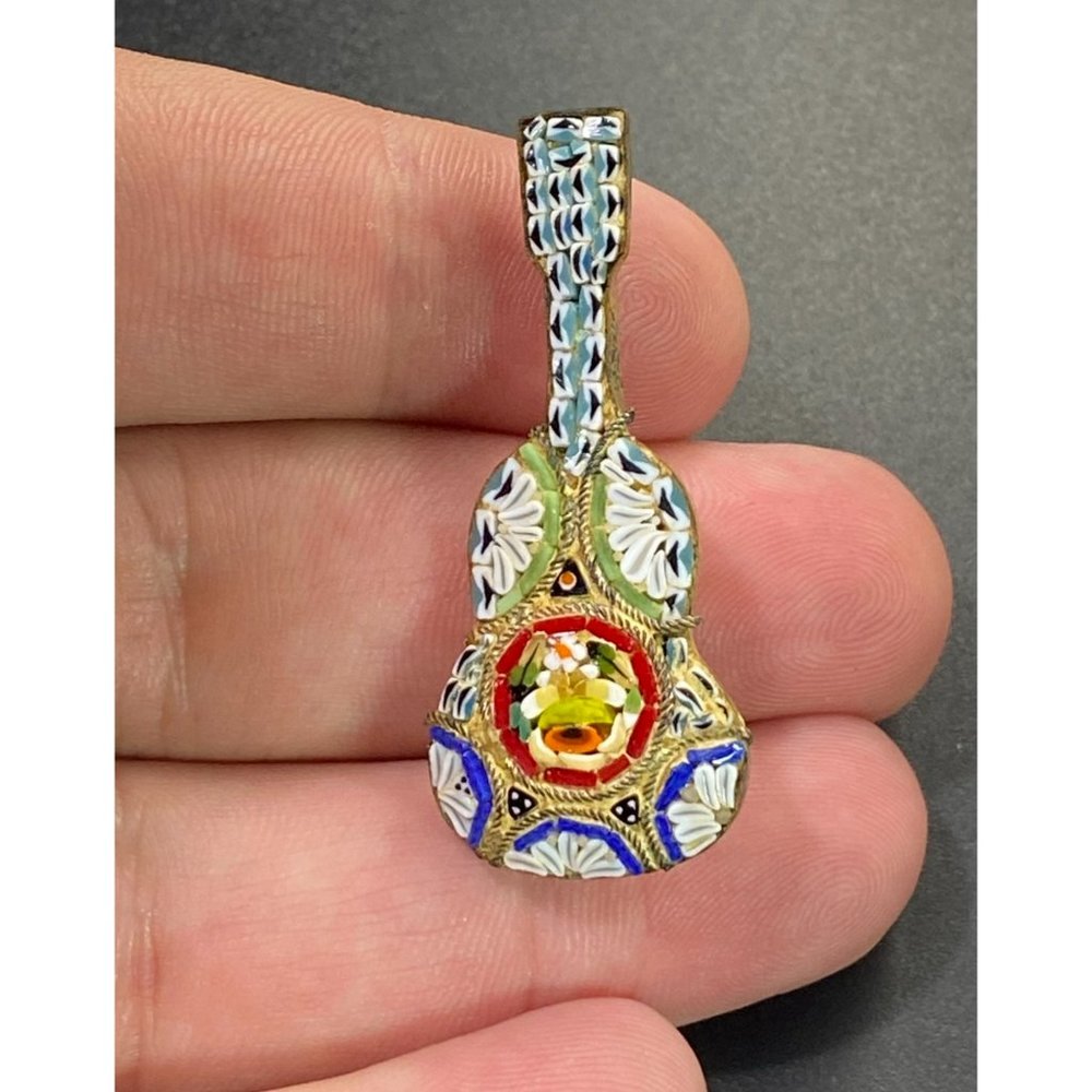 Vintage Micro Mosaic Guitar Brooch Pin Italy Gold Tone Instrument - Picture 5 of 7